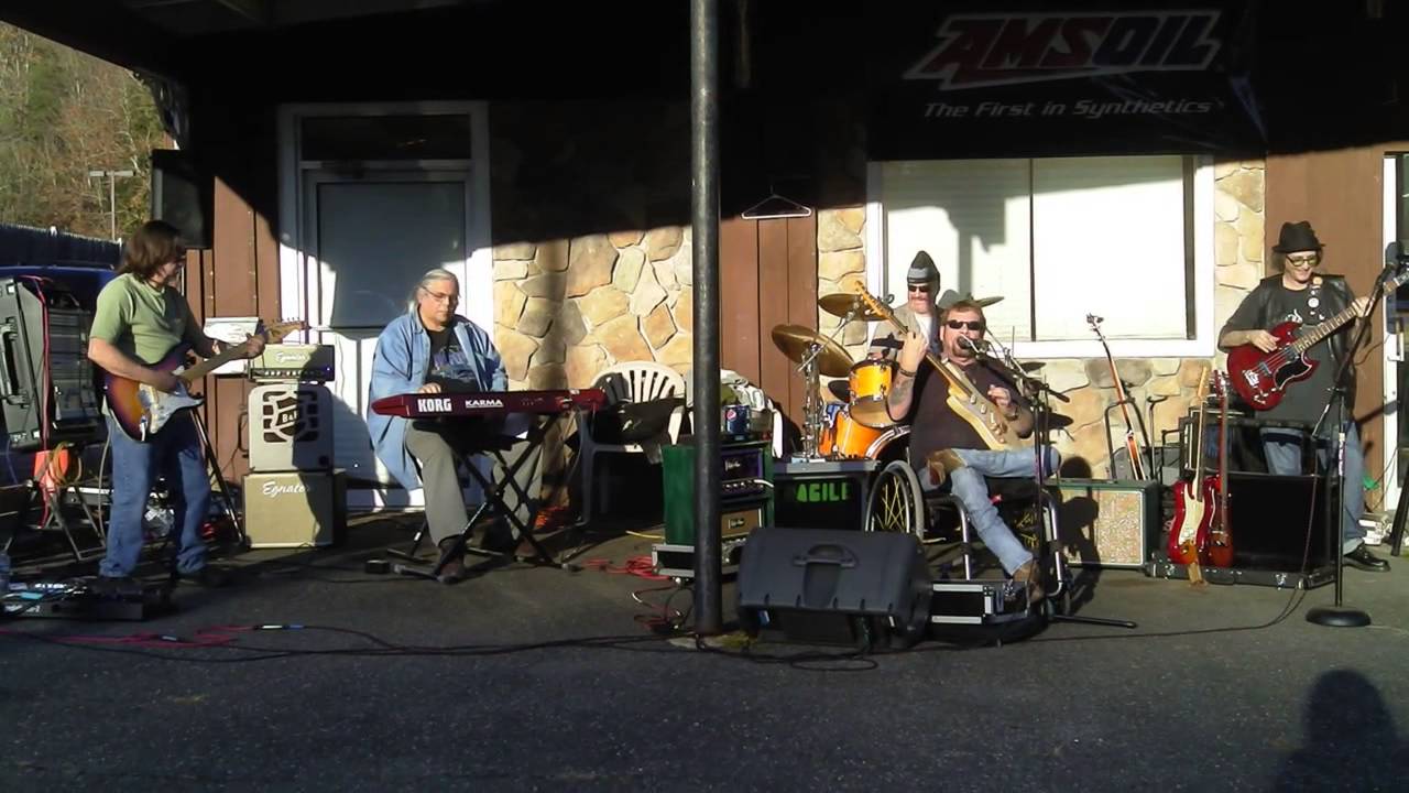 The Joey Sexton Band..."These Horses" YouTube