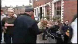 Black Francis busking in Ashton Lane, Glasgow - Culture Show