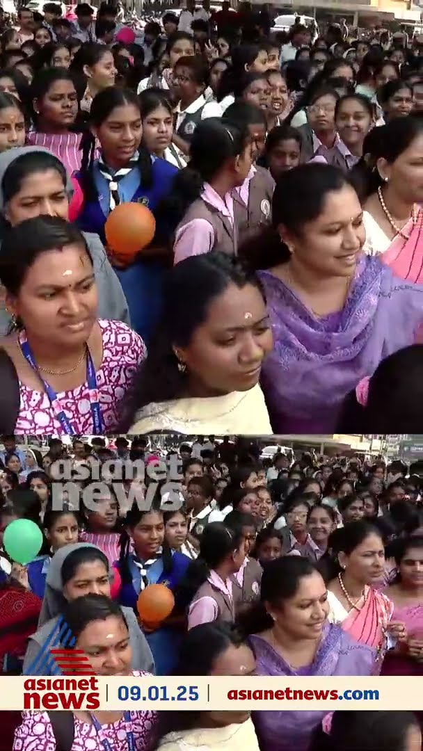 തൃശൂരിന്റെ മണ്ണിൽ സ്വർണ്ണക്കപ്പുയർത്തി ജനപ്രതിനിധികൾ, തൊട്ടുനോക്കി കുരുന്നുകൾ
