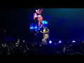 MALUMA KISSES GIRL BUT THERE IS A TWIST! Maluma - El Perdedor LIVE - London 2018