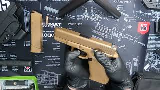 how (Glock) basic disassemble for glock cleaning (REMEMBER empty your gun first) # فتح صندوق جلوك