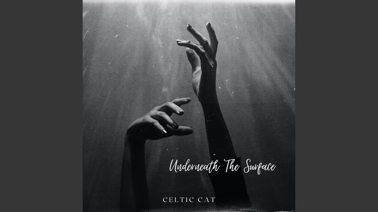 Underneath The Surface auf YouTube ansehen Underneath The Surface auf YouTube ansehen