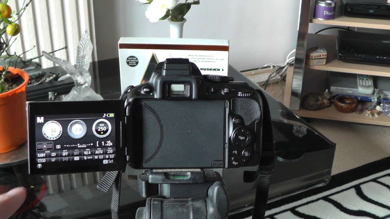 Nikon D5300 Turn on Manual Focus with Range Finder - YouTube