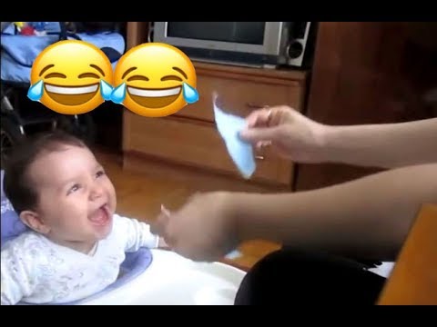 اطفال يضحكون ضحك هستيري على تقطيع الورق - ضحك حتى الدموع ( babies laughing hysterically )