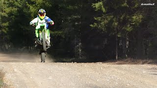 Kawasaki KX500 Power Wheelies