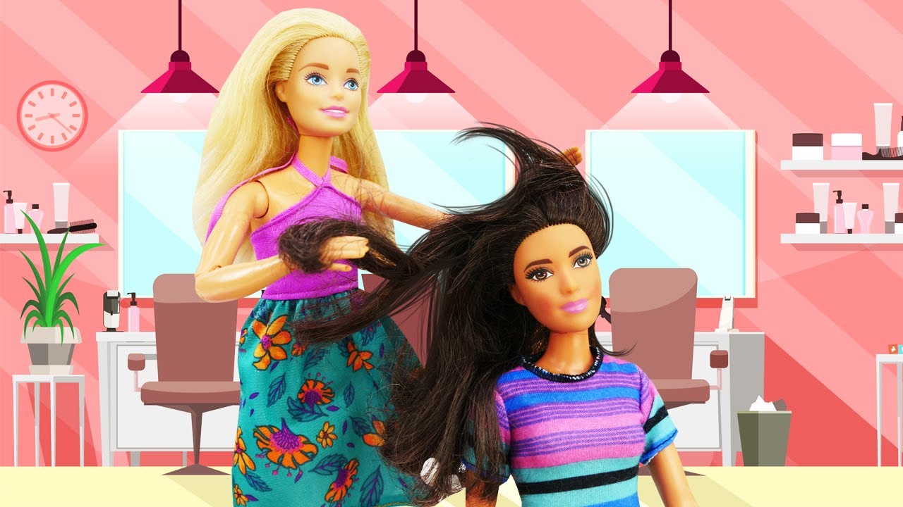 Salão de cabeleireiro da Barbie - Vídeo com brinquedos para crianças - Jogos  para crianças 