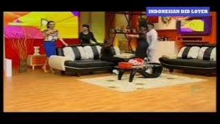 Julia Perez, Ayu Ting Ting & Zaskia Gotik Tape Gag