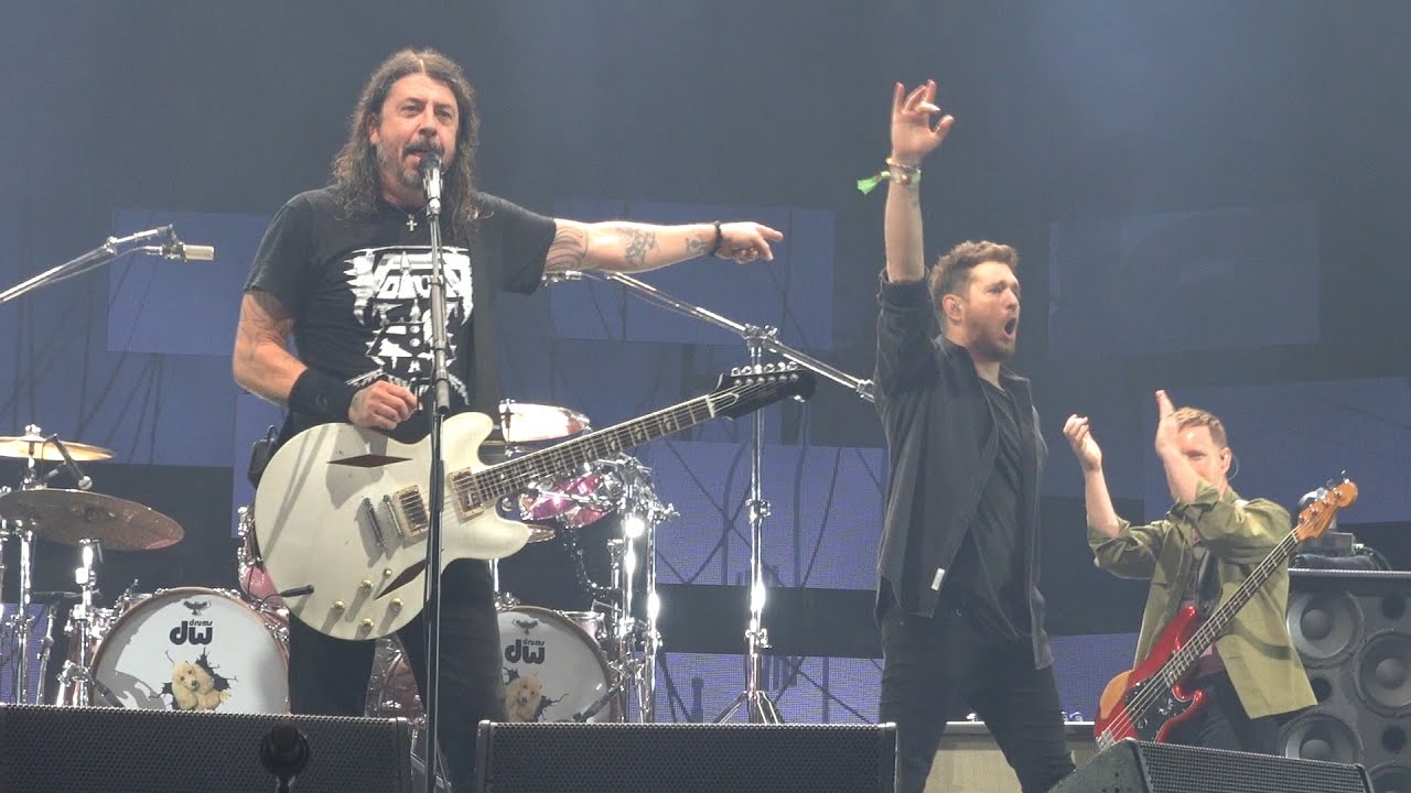 Foo Fighters cover Michael Bublé's "Haven't Met You Yet" with Michael