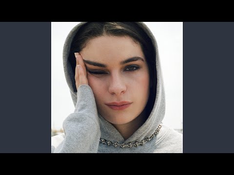 Putar Souvenirs - Adèle Castillon