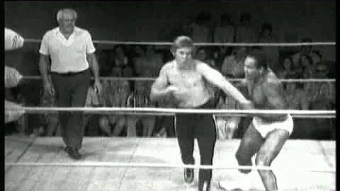 WCW Australia 70's George Barnes vs John DeSilva