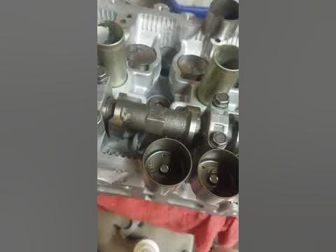 QR25DE Valve Clearance Part 2 - YouTube