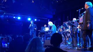 Dennis Jale &amp; TCB Band - Bridge over Troubled Water (26.01.2024, Wiener Metropol, n.c.)