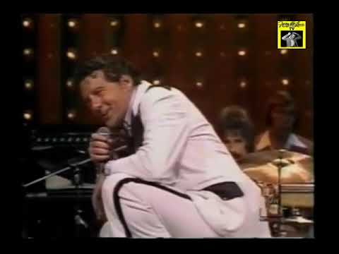 Jerry Lee Lewis - Hold On I'm Coming (The Midnight Special 1973)