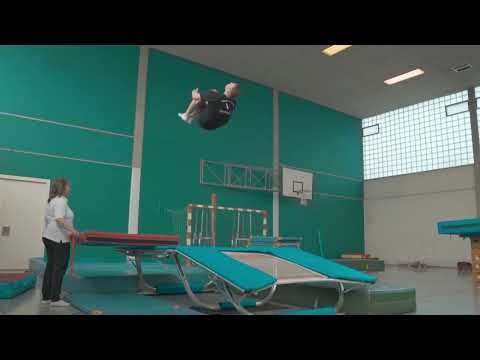 OSC Bremerhaven - Trampolinturnen | Commercial