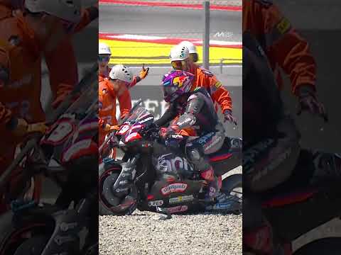 Video Jorge Martin slides out of contention in the Sprint at the Catalan GP!