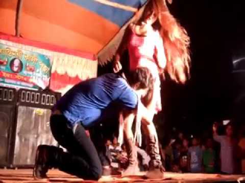 NAIPUR HOT DANCE HANGAMA - YouTube