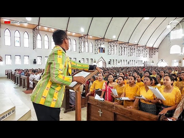 SENANDUNG PUJIAN (Lagu Komuni) - Koor Lingkungan Sta.Maria Ratu Pencinta Damai || Minggu Paskah 2023 class=