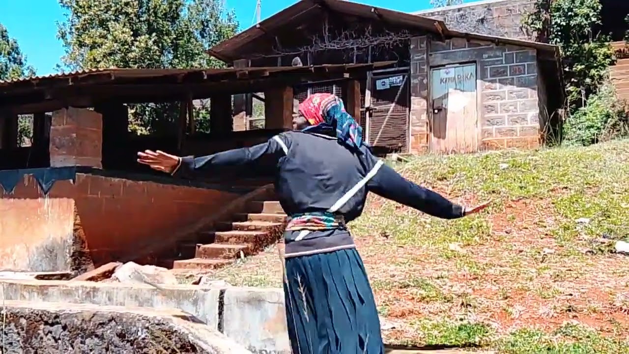 Gikundo by Naomi karanja ..##dance ##duet 