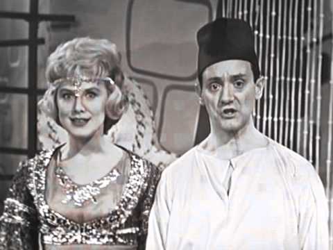 Joan Savage & Ken Morris - The Old Bazaar in Cairo