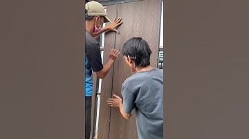 Làm mới cửa cổng bằng thanh đa năng gỗ nhựa