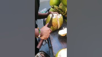 Cutting a Coconut With a Satisfying Technique