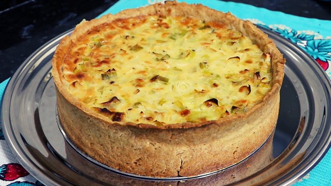 TORTA DE ALHO PORÓ. ESSA QUICHE DERRETE NA BOCA.