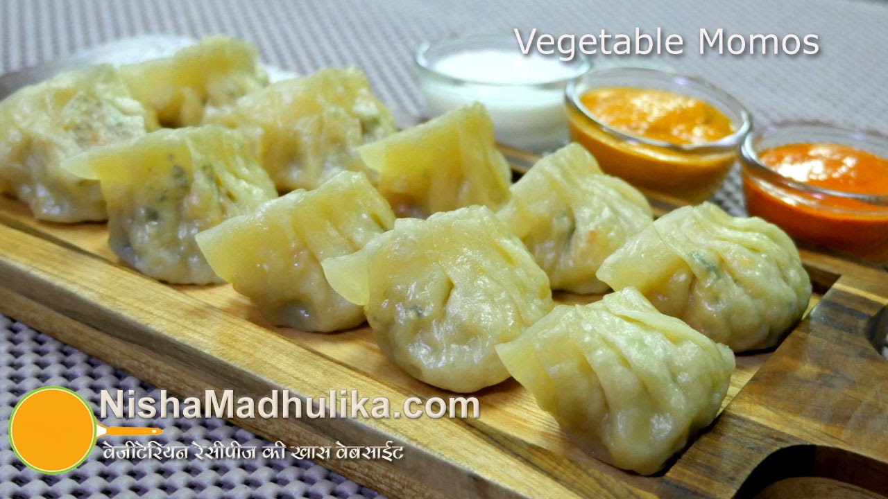 Veg Momos recipe - Steamed Momos - Vegetable Dim Sum - Chinese veg momos | Nisha Madhulika
