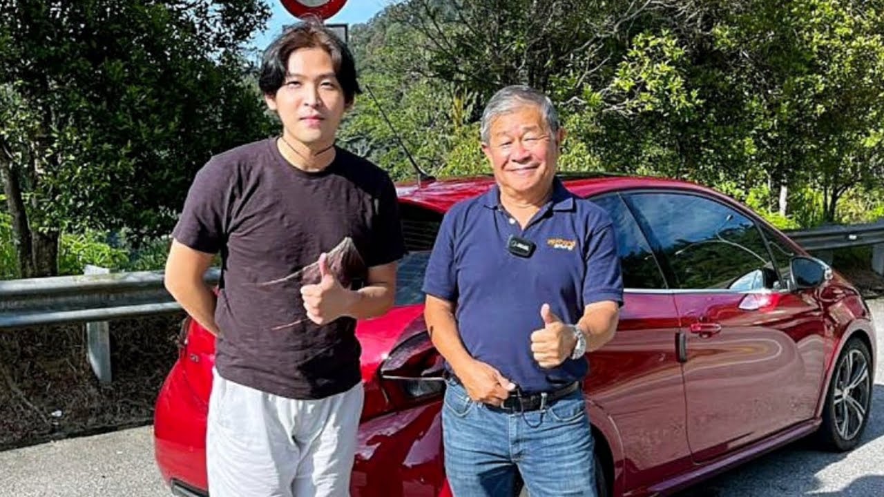 Raw Footage Of Uncle YS Khong From Behind During The Peugeot 208 GTi 