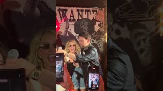 Karaoke with Ashton Kutcher, Sydney Sweeney Mila Kunis scooter Braun at stagecoach ￼