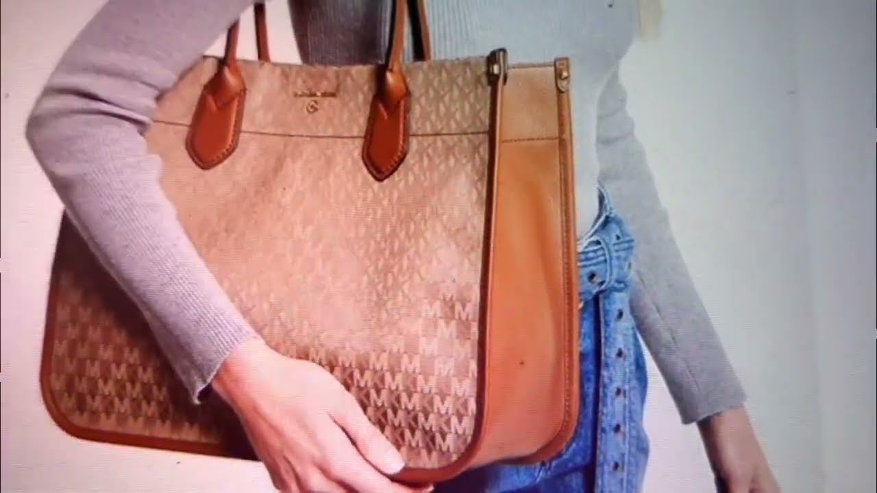 Micheal Kors||Heidi Large Logo Jacquard Tote Bag - YouTube