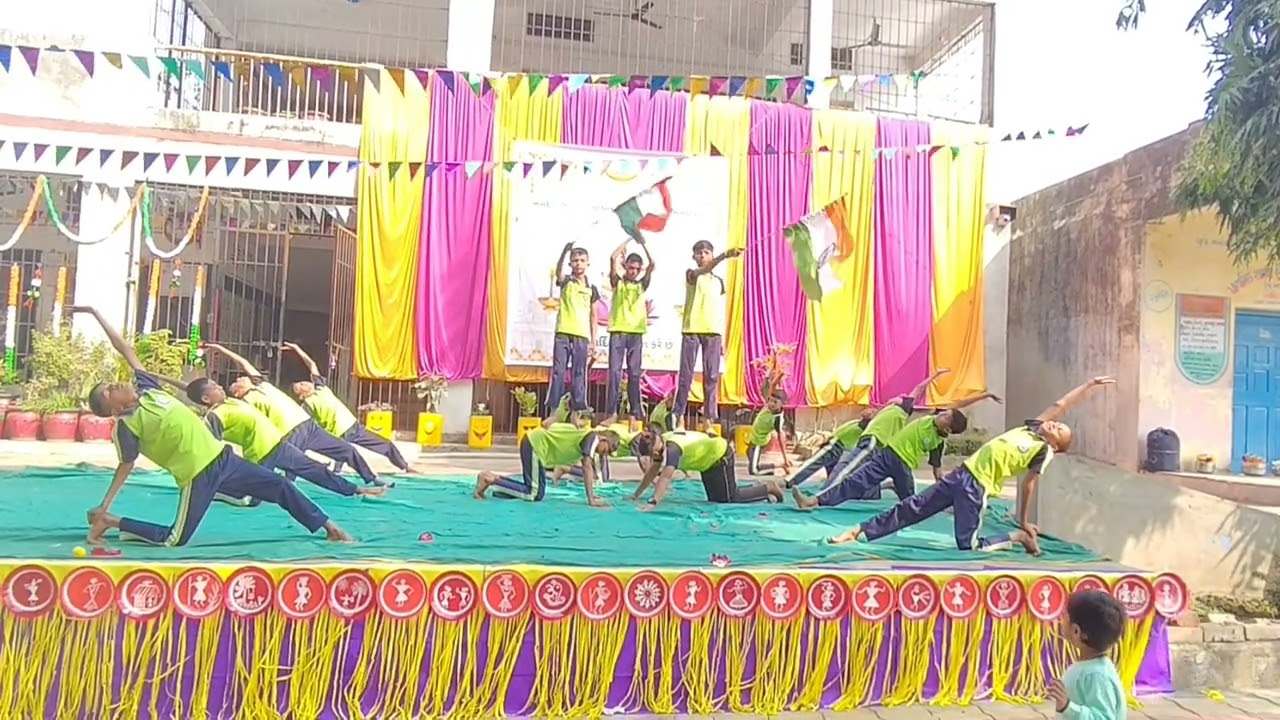 Aadiyogi Dance Performance by Little Yogis... 🧘🏼