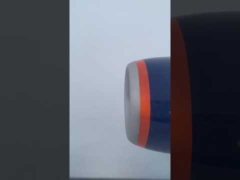 Посадка B 737 в Шереметьево