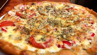 Как приготовить ИДЕАЛЬНУЮ пиццу на БЕЛОМ соусе! Пицца с морепродуктами рецепт / Итальянская кухня