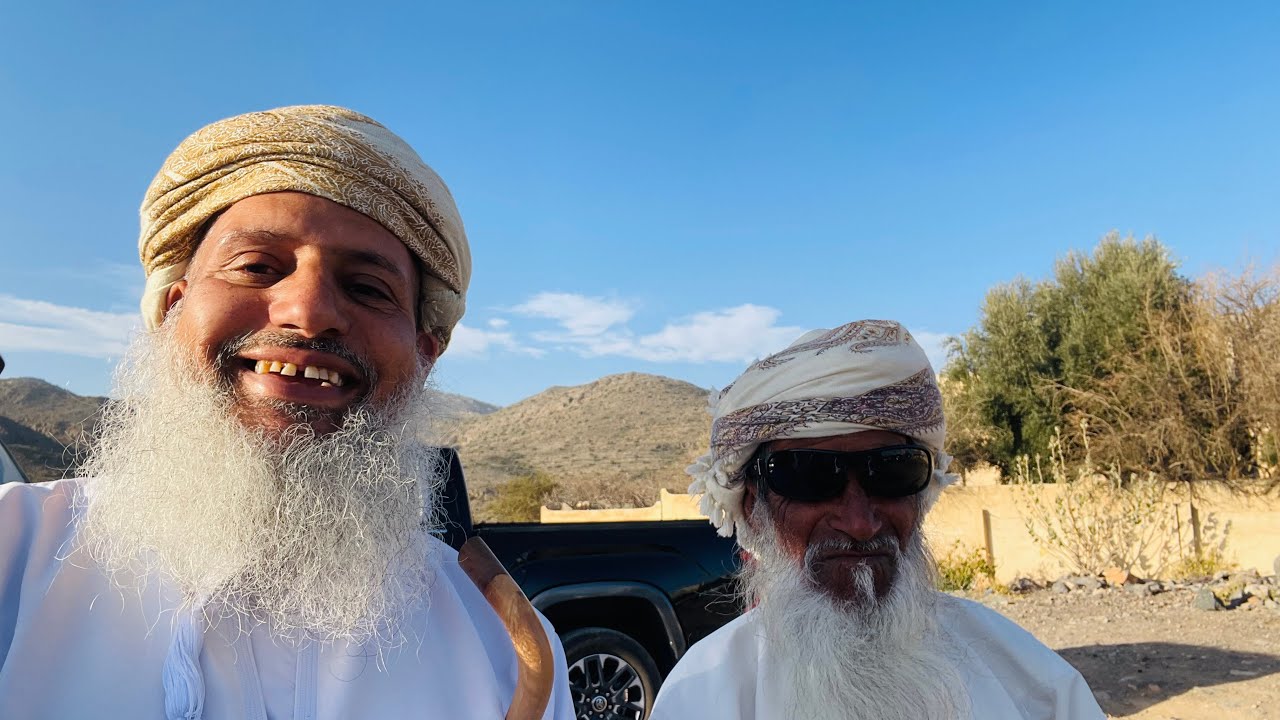 الوالد مسعود بن حمد العويمري، يعطينا نبذة عن بلدة العلعلانة، في الجبل الأخضر-جزاه الله الخير.