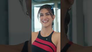 Kriti Sanon Talks About Her Sister ❤️ | Famously Fit with Sophie | Amazon MX Player Wealth