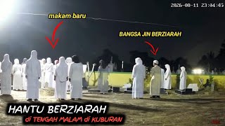 MERINDING‼️ Penampakan Hantu Berziarah di Malam Hari, untung di rekam CCTV 😨
