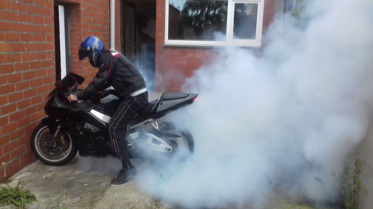 NightRiderZ : Honda cbr fireblade.burnout fail gearbox broke down