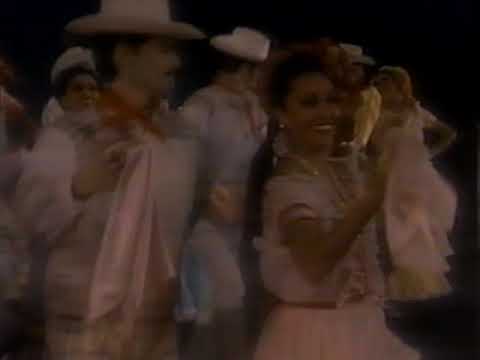Ballet Folklorico De México still
