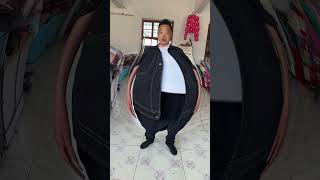 The magnifying glass effect is so much fun! #funny #linlife #comedy