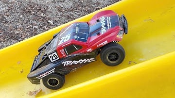 TRAXXAS SLASH 4x4 “FALL PARK BASH” #traxxas