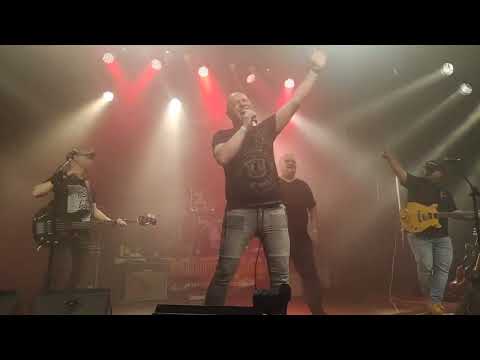 THUNDER⚡️BALLS (mit Master Lenhardt) – T.N.T.