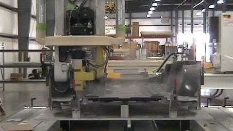 Thermwood Corporation - 5 Axis cnc machine routing fiberglass