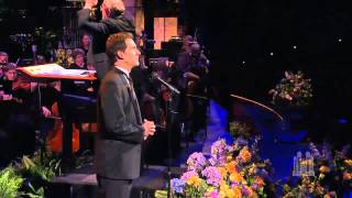 Dallyn Bayles sings  Bring Him Home  with the Mormon Tabernacle Choir