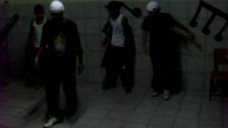 Street Boys Dançando No Festival De Musica No C.d.e.a.t