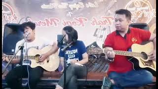 Download Lagu sampek tuek by denny cak nan cover akustik live MP3 Download Lagu sampek tuek by denny cak nan cover akustik live MP3