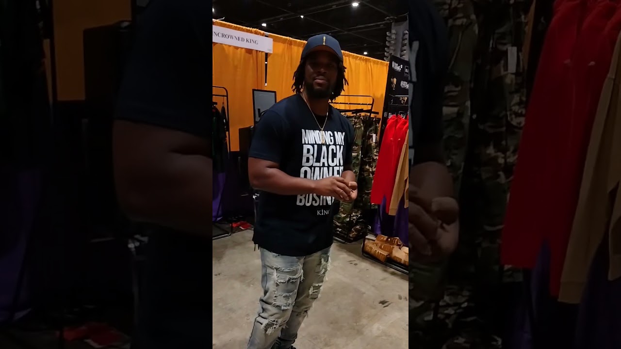 Shopping  Black owned Business. Chicago Black Woman Expo