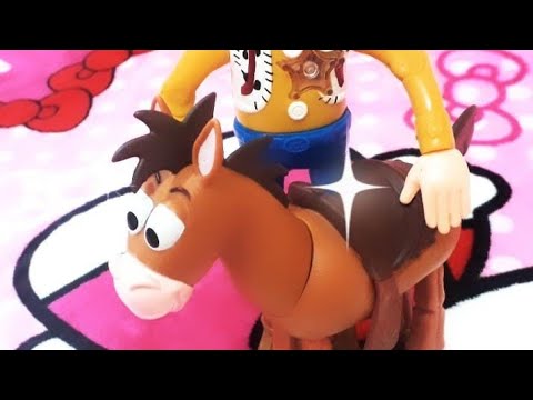 Toy Story4 In Real Life Buzz Lightyear Woody Jessy باز يطير وودي ومجموعه حكايه لعبه الجزء الرابع 