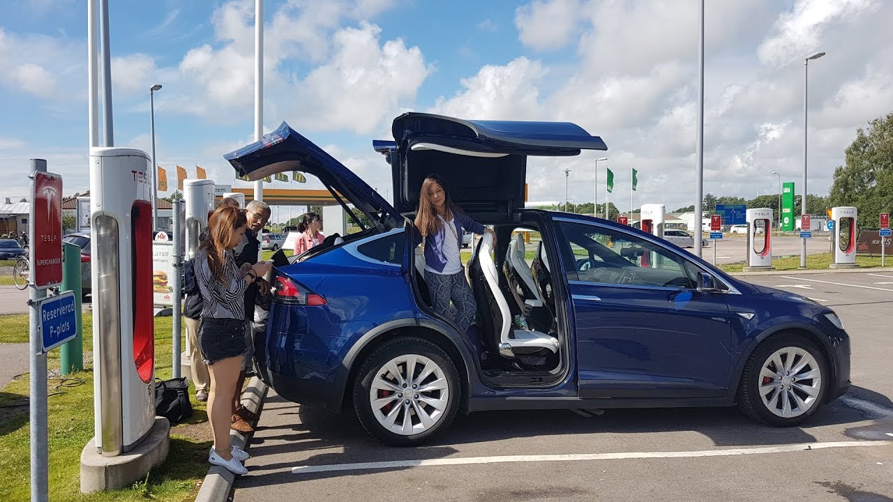 Tesla destination chargers on family vacation - YouTube