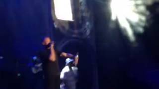 Eminem&Dr.Dre live @ wembley- still DRE