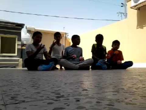 نضرب بعضنا بالبلونات أنا أكثر واحد تمليت